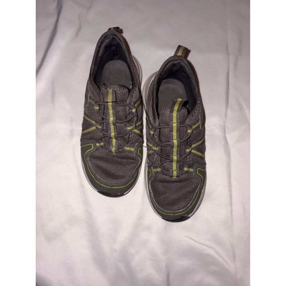Boys Youth Size 13 Gray Lime Green Athletic Shoes
